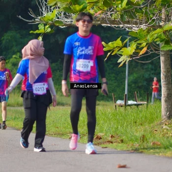 Runner Photo 8149594
