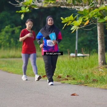 Runner Photo 8149658
