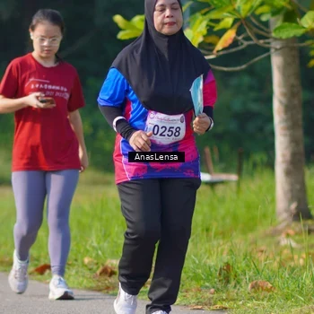 Runner Photo 8149659