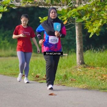 Runner Photo 8149665