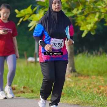 Runner Photo 8149673