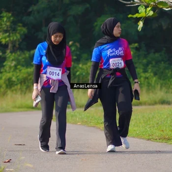 Runner Photo 8149695