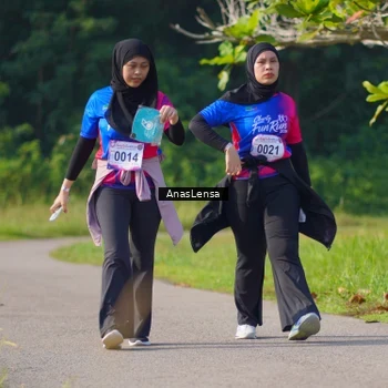 Runner Photo 8149704