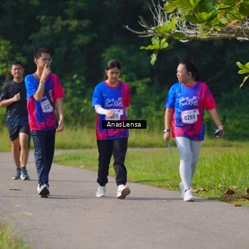 Runner Photo 8149930