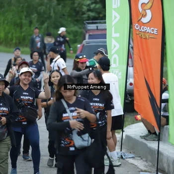 Runner Photo 8150754