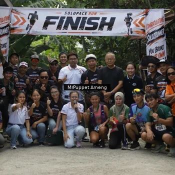 Runner Photo 8151385