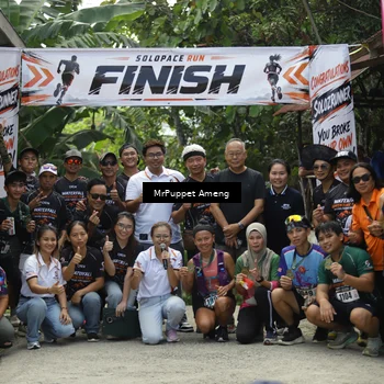 Runner Photo 8151391