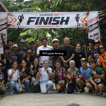 Runner Photo 8151393