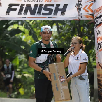 Runner Photo 8151716
