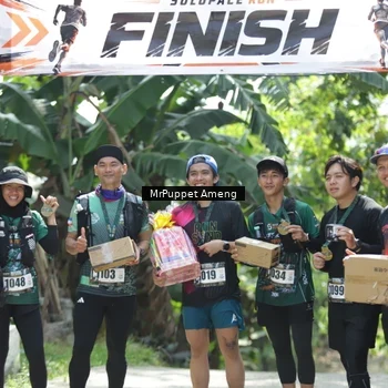 Runner Photo 8151894