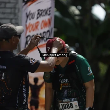 Runner Photo 8152093