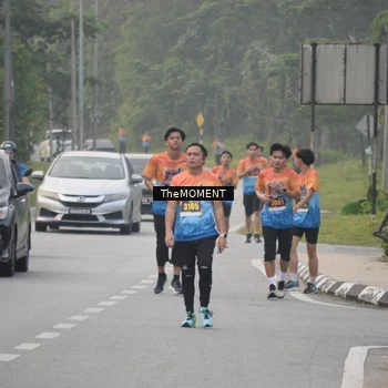 Runner Photo 8152393