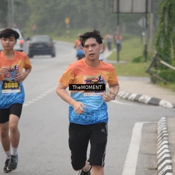 Runner Photo 8152400