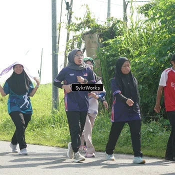 Runner Photo 8153112