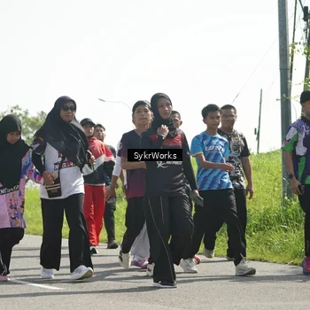 Runner Photo 8153140