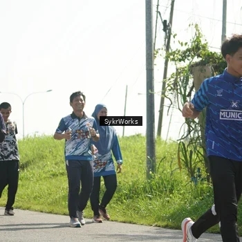 Runner Photo 8153145