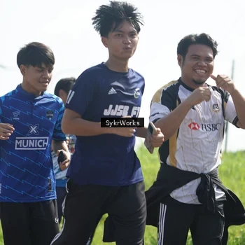 Runner Photo 8153159