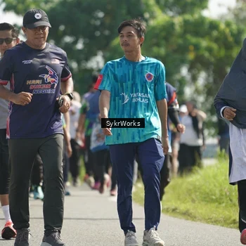 Runner Photo 8153186