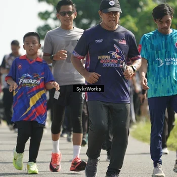 Runner Photo 8153187