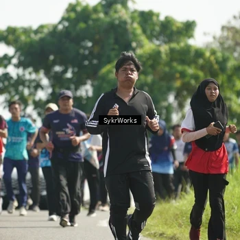 Runner Photo 8153206