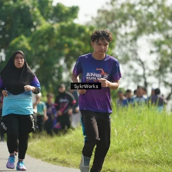 Runner Photo 8153213