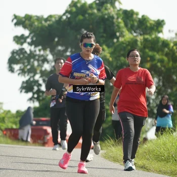 Runner Photo 8153235