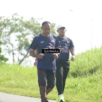 Runner Photo 8153277