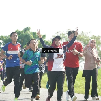 Runner Photo 8153357