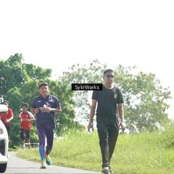 Runner Photo 8153399