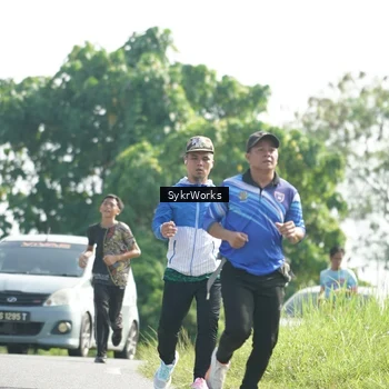 Runner Photo 8153415