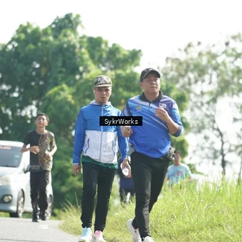 Runner Photo 8153419