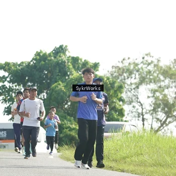 Runner Photo 8153424