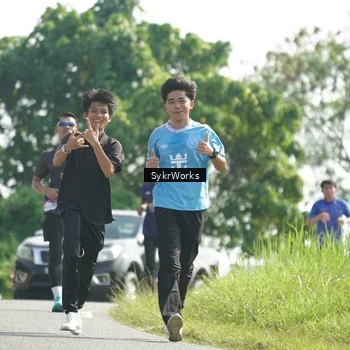 Runner Photo 8153442