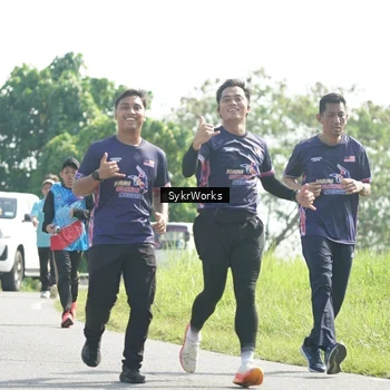 Runner Photo 8153445
