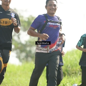 Runner Photo 8153479