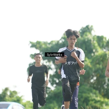 Runner Photo 8153499