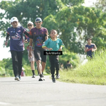 Runner Photo 8153538
