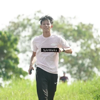 Runner Photo 8153559