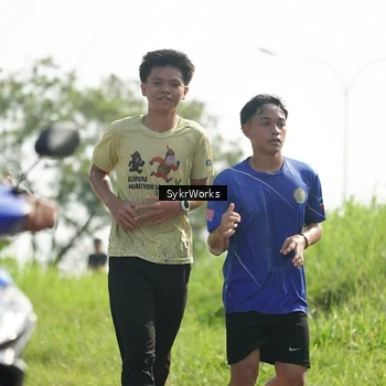 Runner Photo 8153603