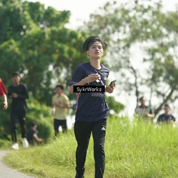 Runner Photo 8153607