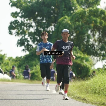 Runner Photo 8153629