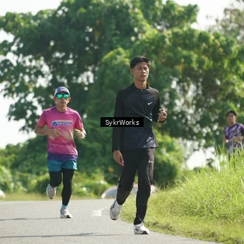 Runner Photo 8153652