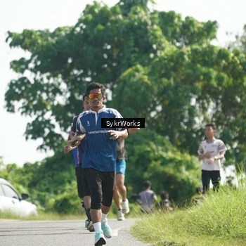 Runner Photo 8153666