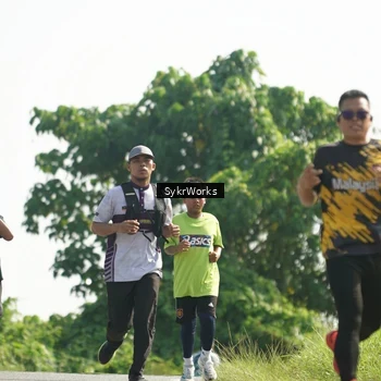 Runner Photo 8153675