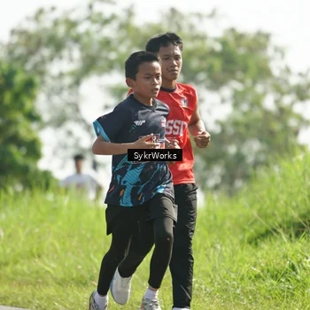Runner Photo 8153713