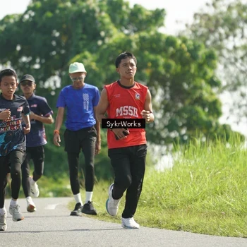 Runner Photo 8153714