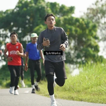 Runner Photo 8153716