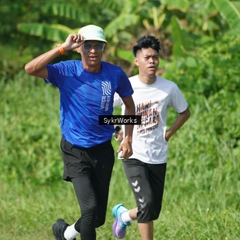 Runner Photo 8153775