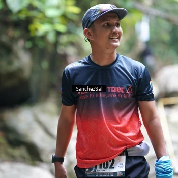 Runner Photo 8153939