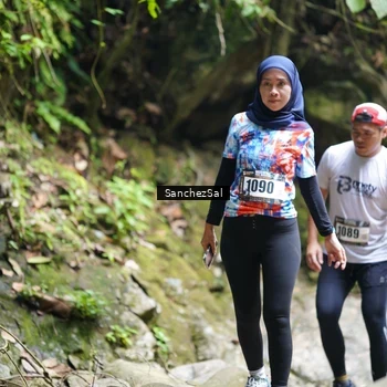 Runner Photo 8154039